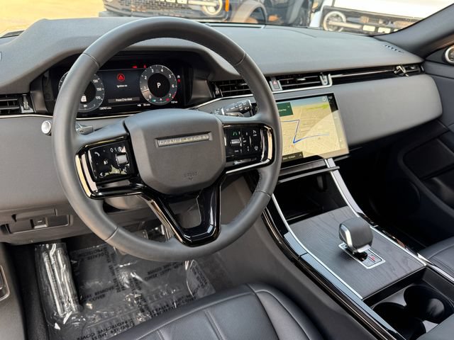 Used 2024 Land Rover Range Rover Evoque S AWD/4WD image 3