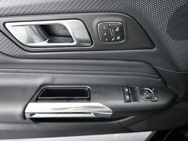 Used 2025 Ford Mustang Premium image 14