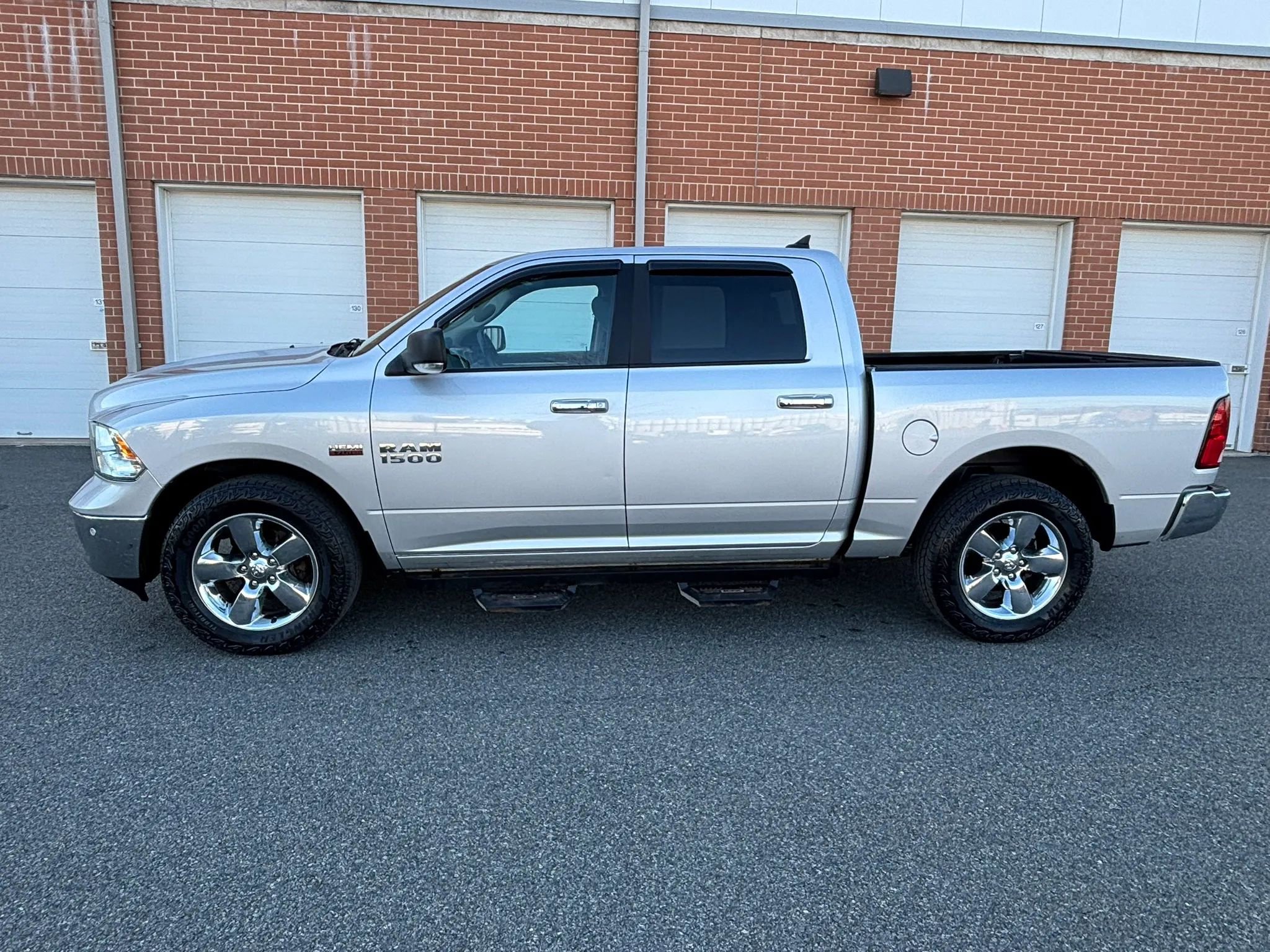 Used 2018 RAM 1500 Big Horn image 3