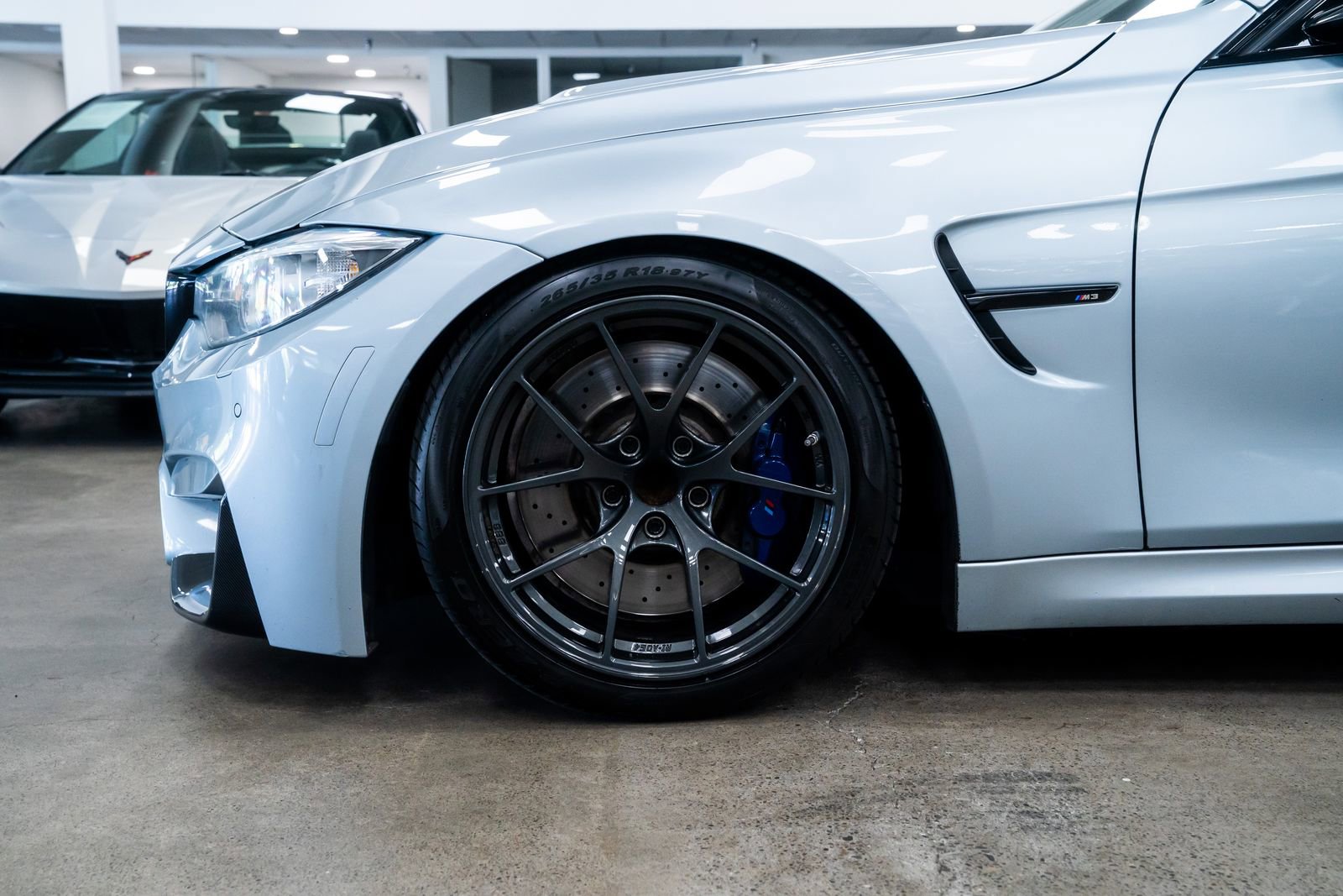 Used 2016 BMW M3 RWD image 4