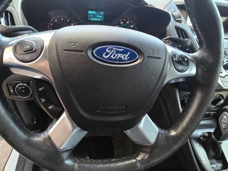 Used 2016 Ford Transit Connect XL FWD image 23