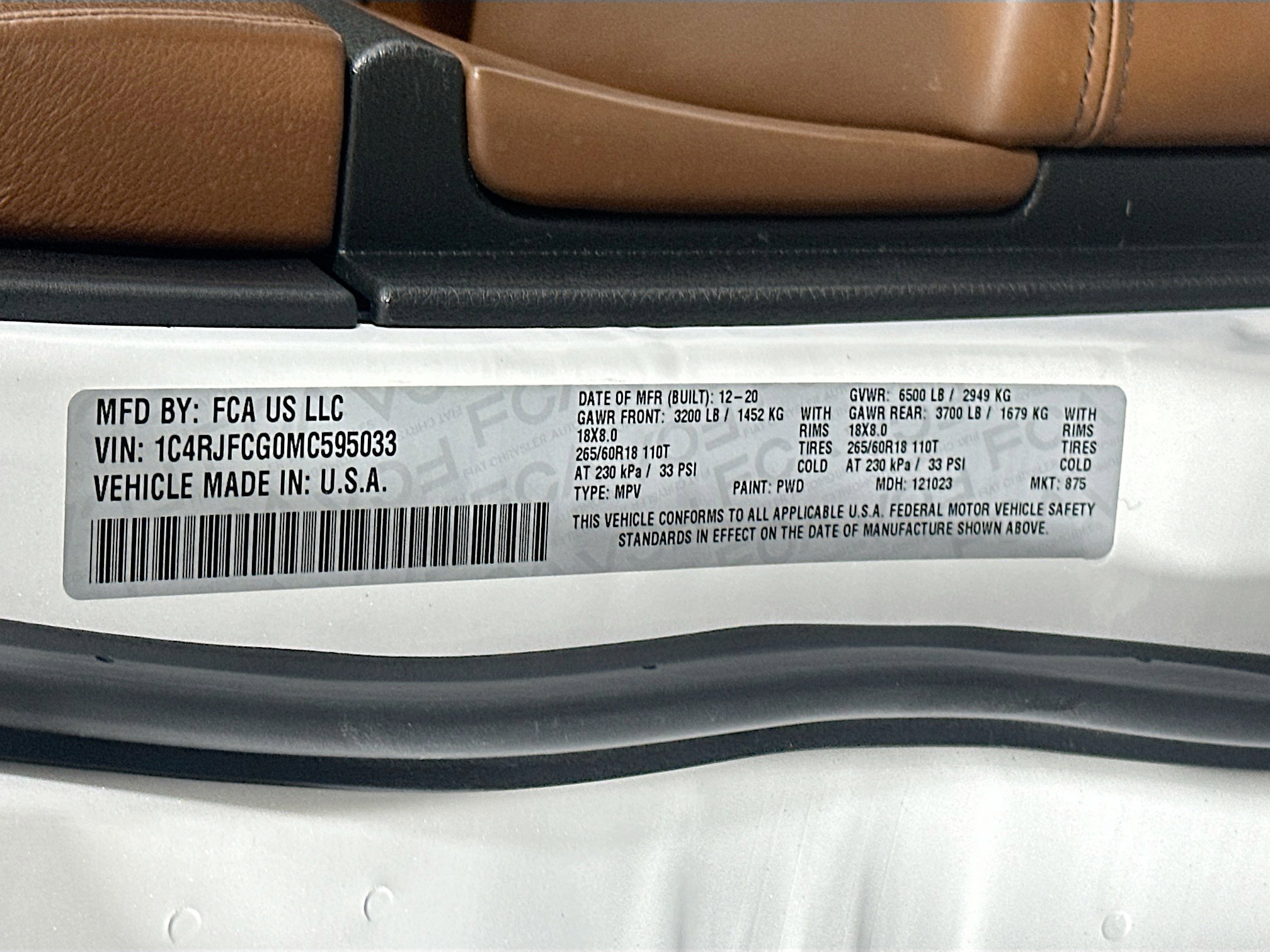 Used 2021 Jeep Grand Cherokee Overland AWD/4WD image 12