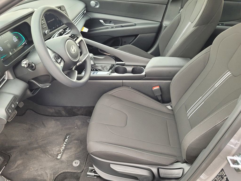 New 2026 Hyundai Elantra Blue FWD image 11