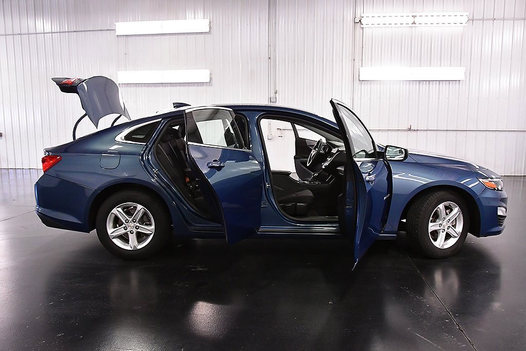 Used 2024 Chevrolet Malibu LT image 30