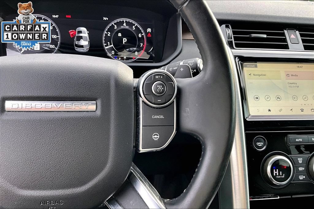 Used 2018 Land Rover Discovery HSE AWD/4WD image 16