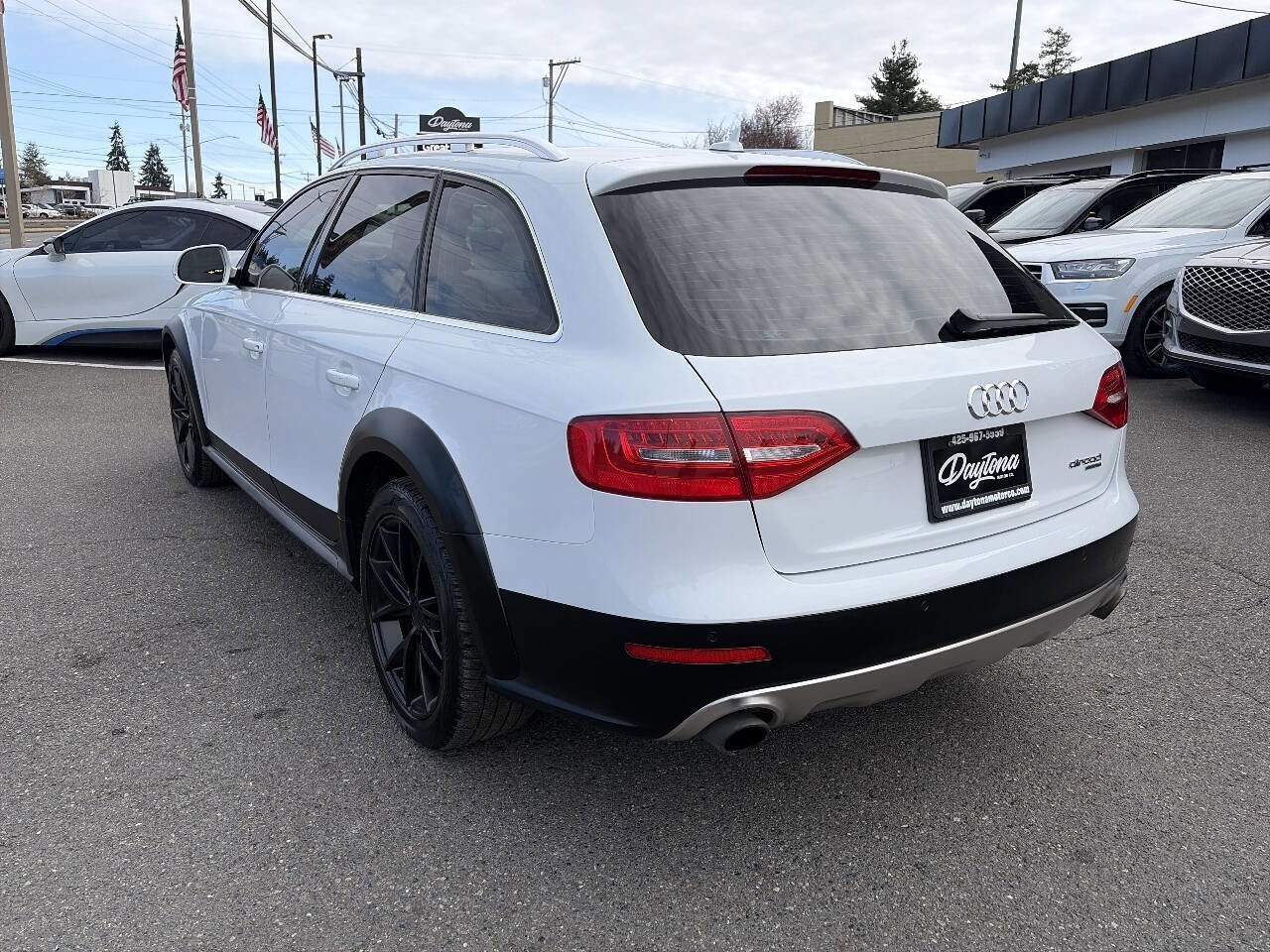 Used 2013 Audi A4 Prestige w/ Prestige Pkg image 3