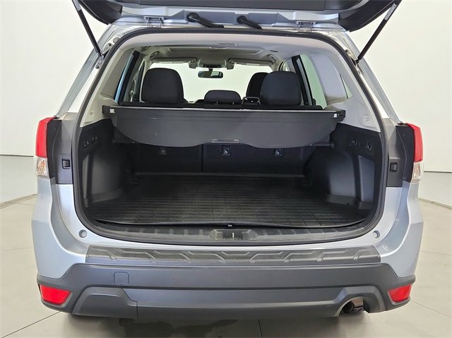 Used 2021 Subaru Forester Premium image 32