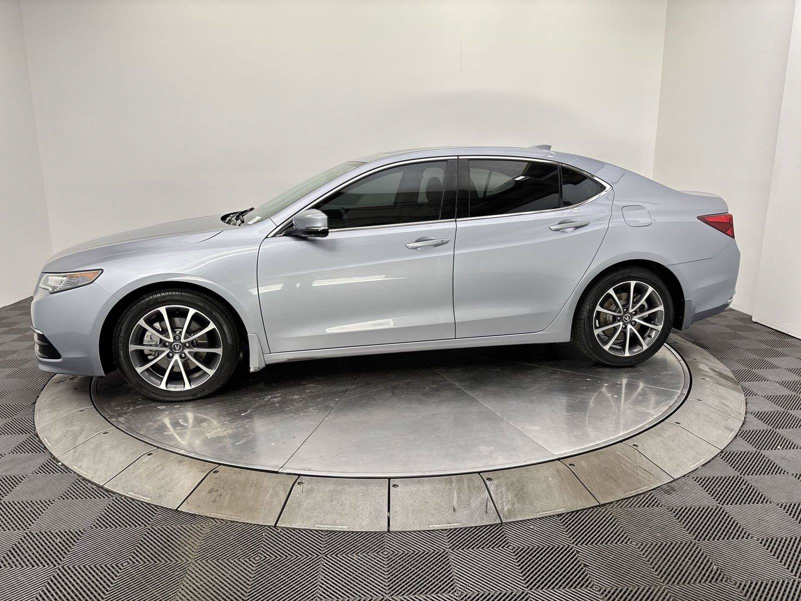 Used 2015 Acura TLX w/ Technology Package FWD image 16
