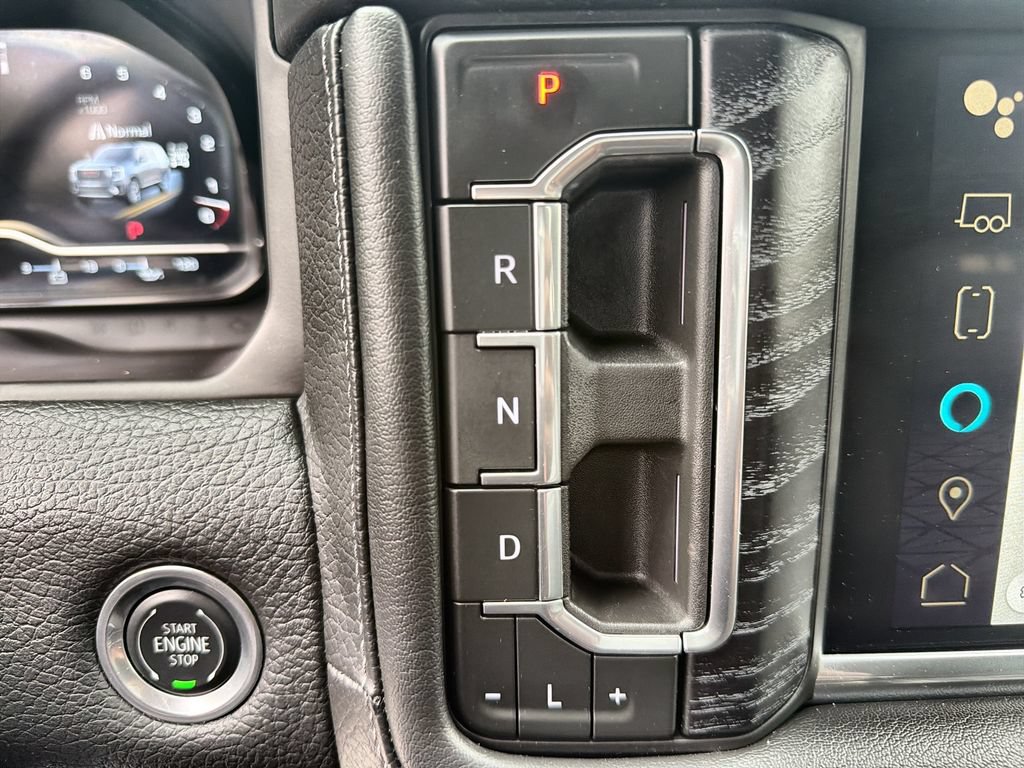 Used 2024 GMC Yukon Denali AWD/4WD image 22