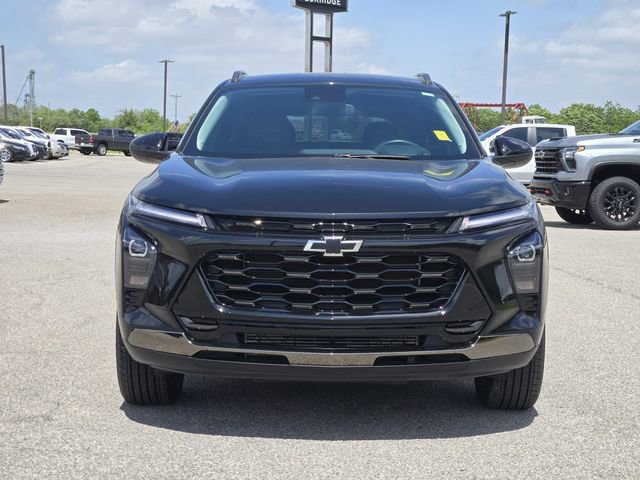 Used 2024 Chevrolet Trax ACTIV FWD image 2