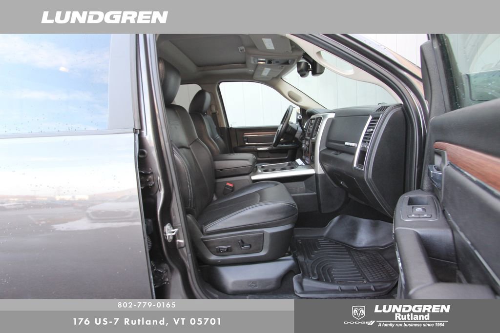 Used 2018 RAM 2500 Laramie w/ Snow Chief Group AWD/4WD image 9