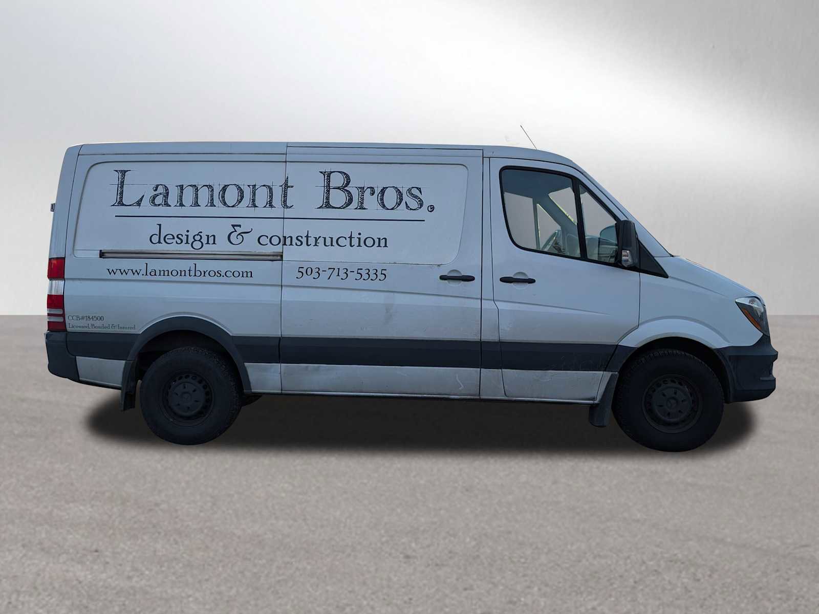 Used 2018 Mercedes-Benz Sprinter 2500 image 2