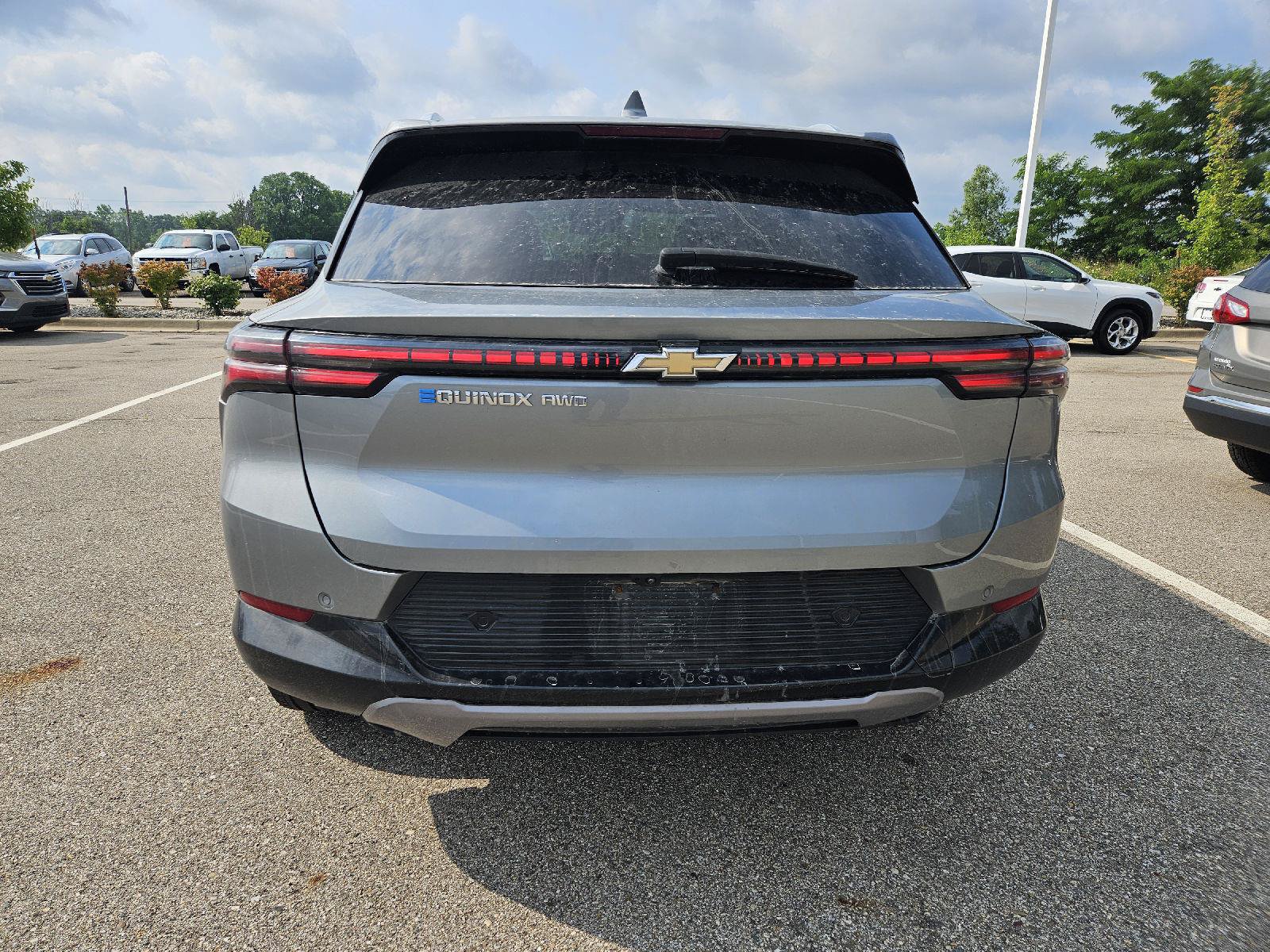 Used 2024 Chevrolet Equinox EV LT AWD/4WD image 6