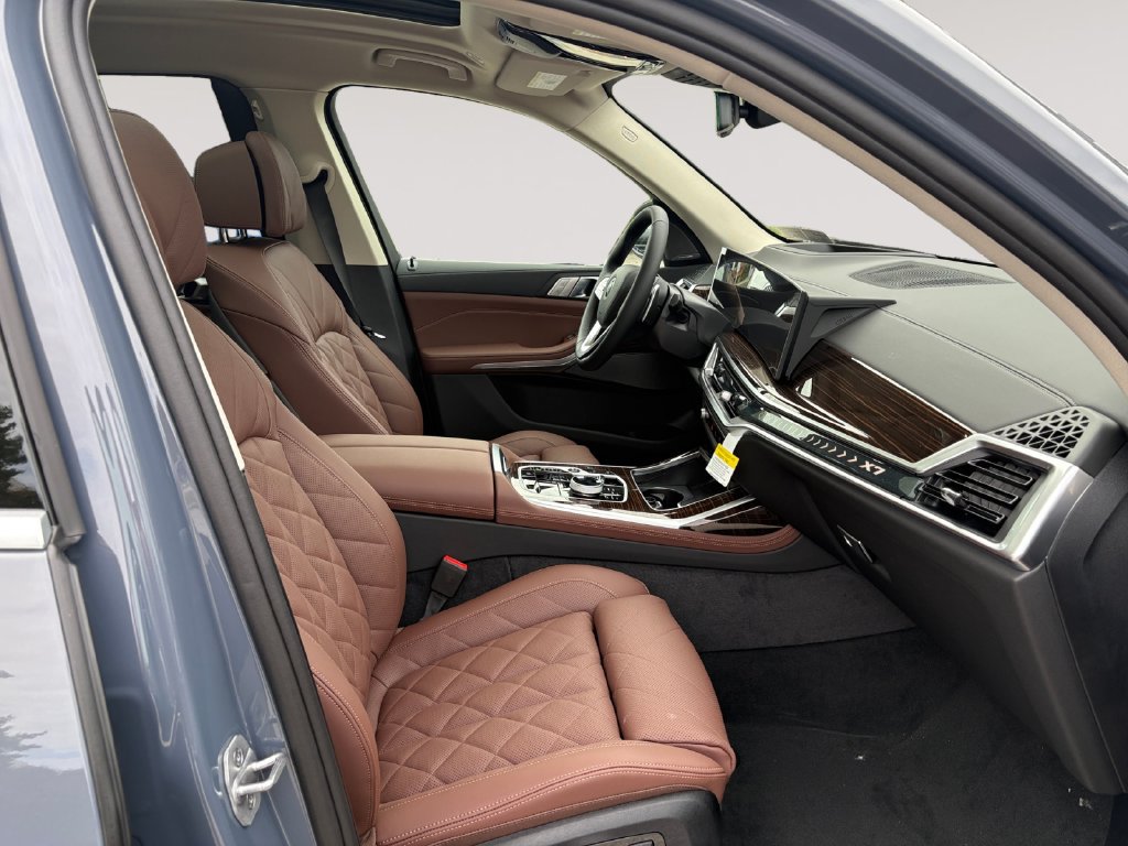 New 2027 BMW X7 xDrive40i AWD/4WD image 15