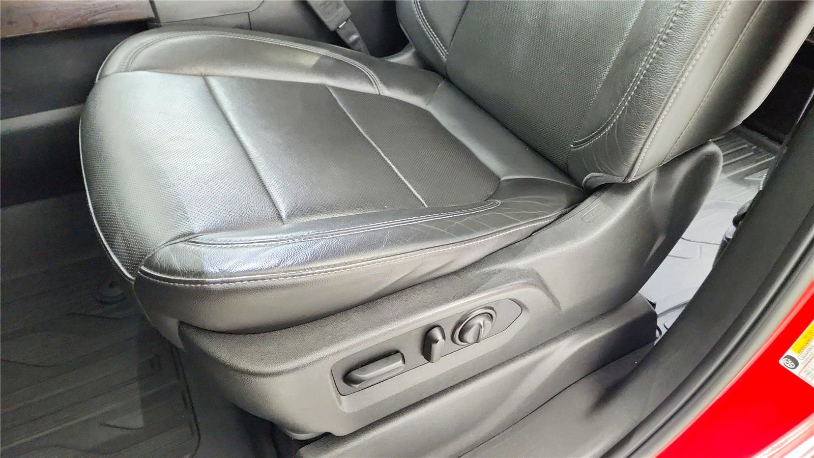 Used 2020 GMC Sierra 1500 SLT image 24