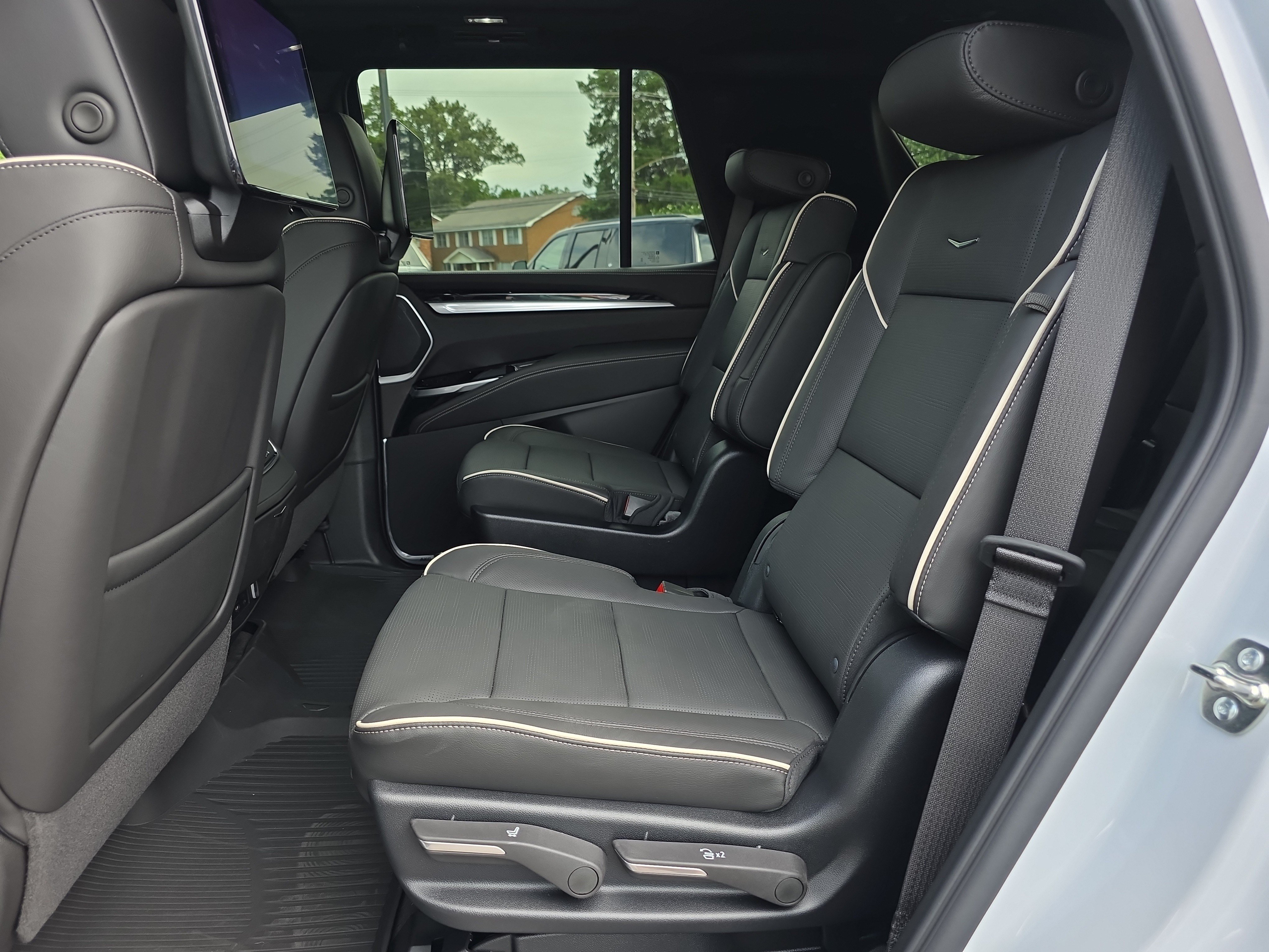 New 2026 Cadillac Escalade Sport w/ Touring Package AWD/4WD image 6