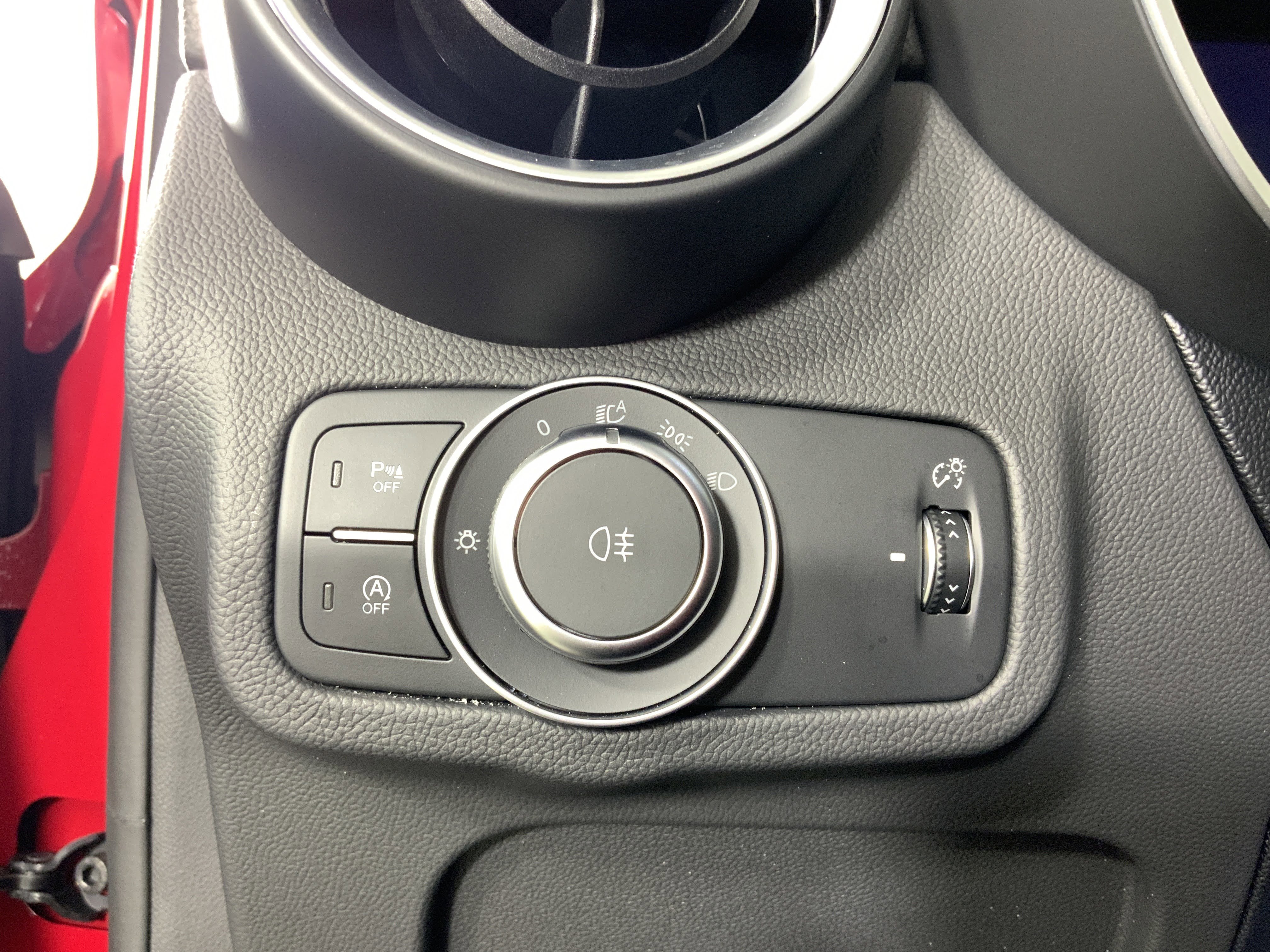 New 2025 Alfa Romeo Stelvio Sprint w/ Convenience Package image 25