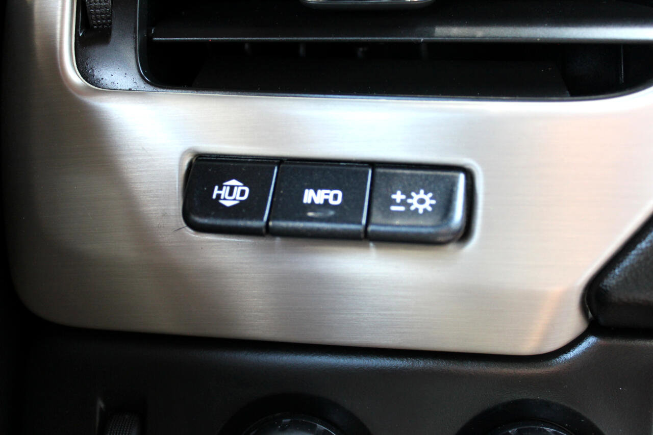 Used 2015 GMC Yukon XL Denali w/ Touring Package image 30