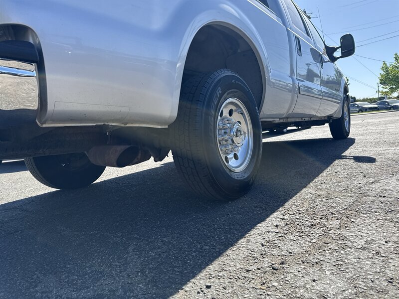 Used 2001 Ford F250 XLT RWD image 5