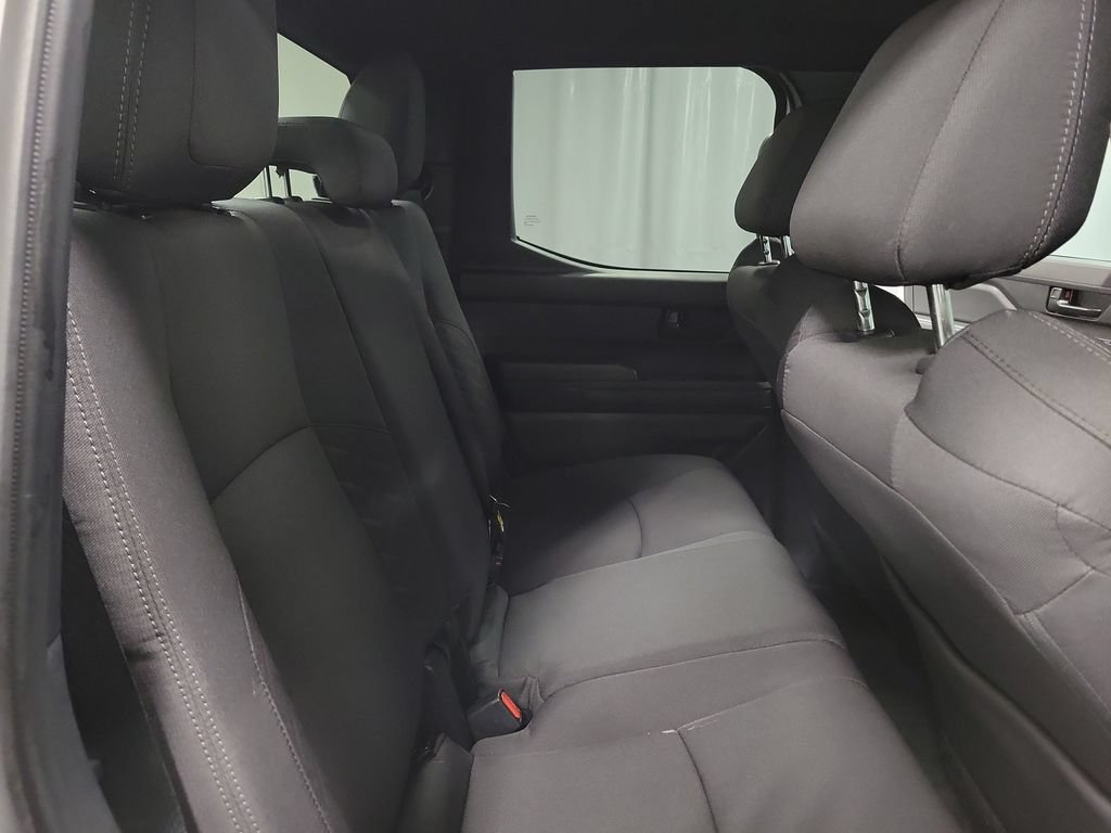 Used 2025 Toyota Tacoma SR5 AWD/4WD image 31