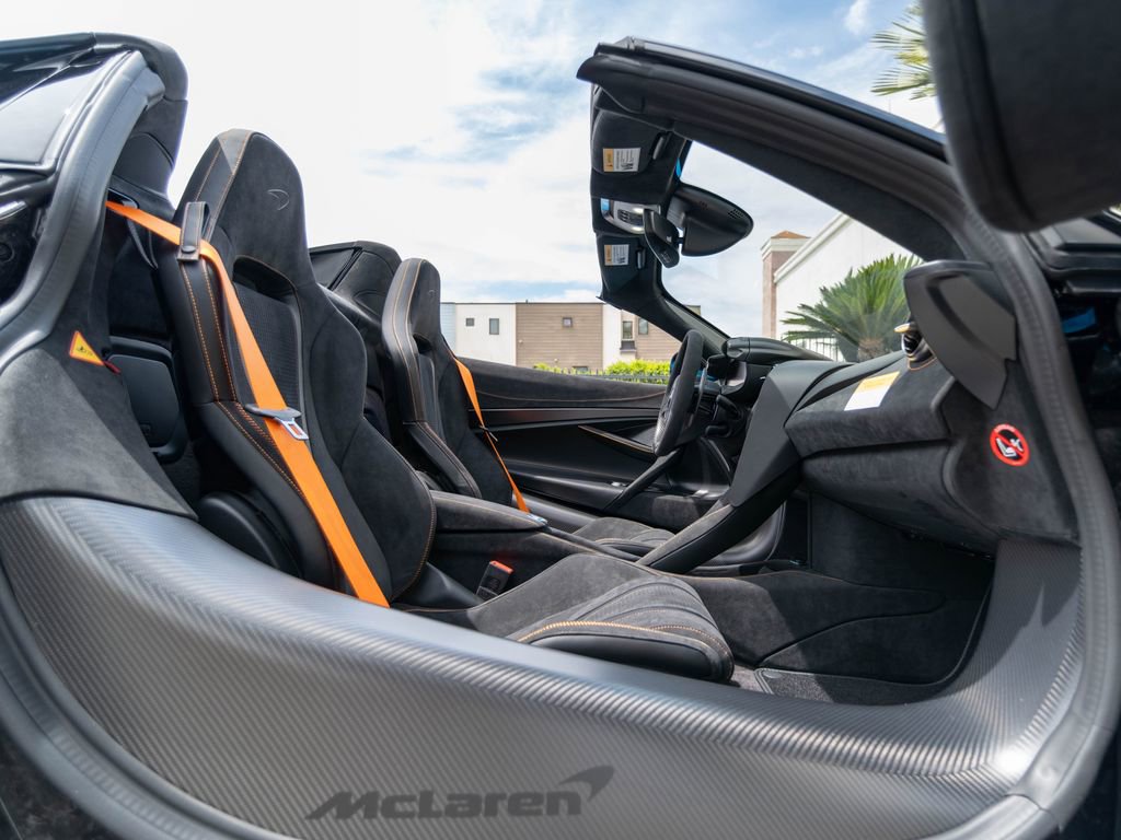 New 2026 McLaren 750S Spider RWD image 11