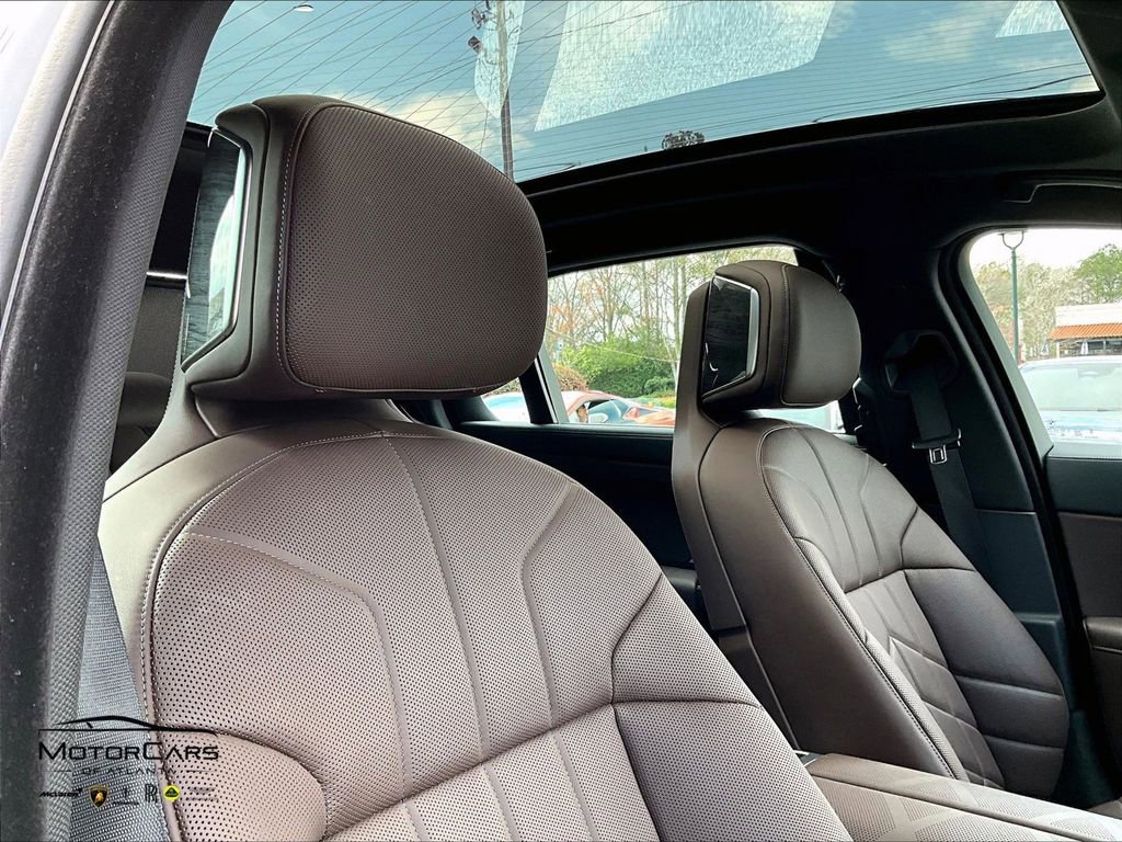 Used 2025 BMW 740i 740i w/ Premium Package image 29