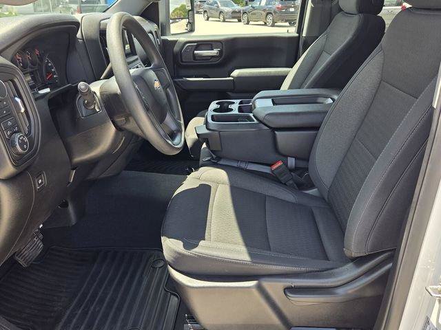Used 2025 Chevrolet Silverado 2500 Custom AWD/4WD image 9