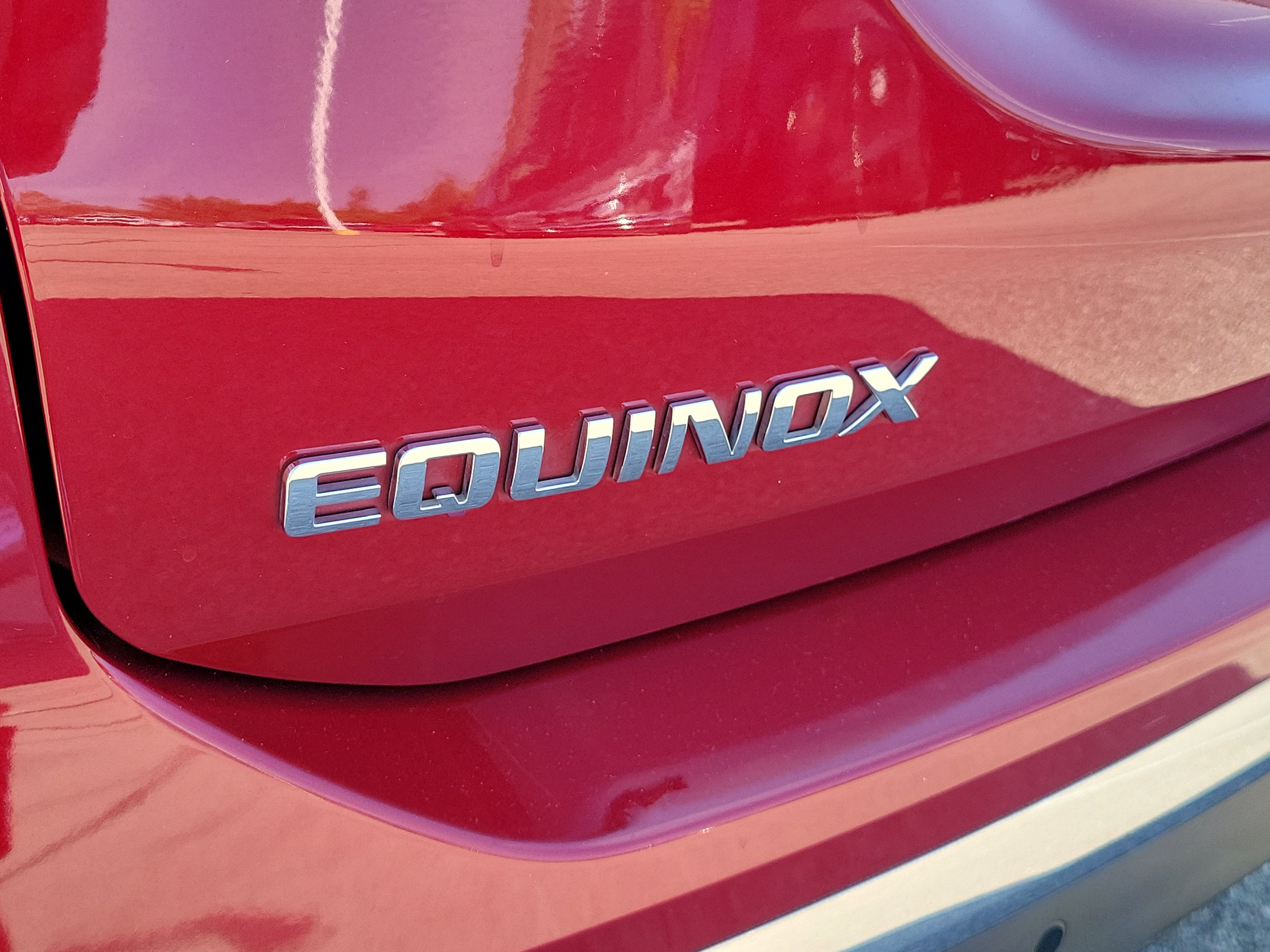 Used 2020 Chevrolet Equinox LT w/ Sport Edition FWD image 6