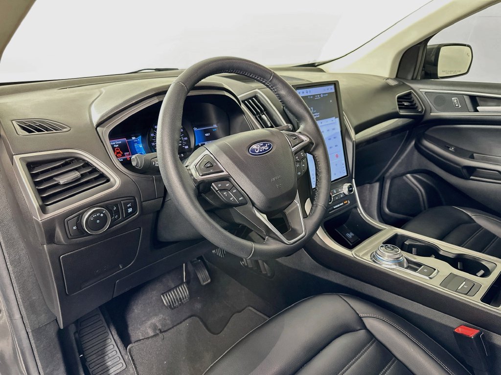 Used 2024 Ford Edge SEL w/ Convenience Package AWD/4WD image 9