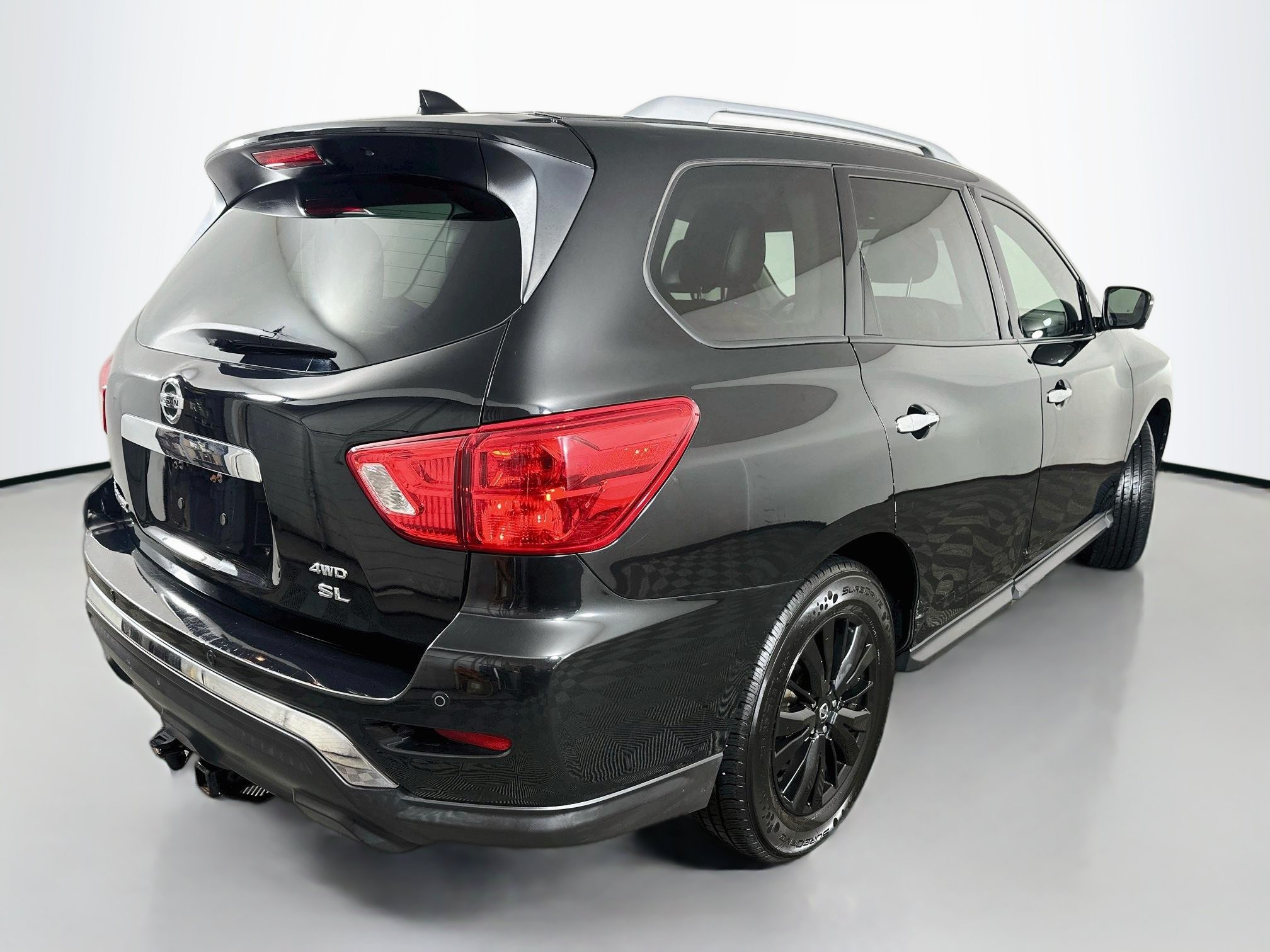 Used 2019 Nissan Pathfinder SL AWD/4WD image 7