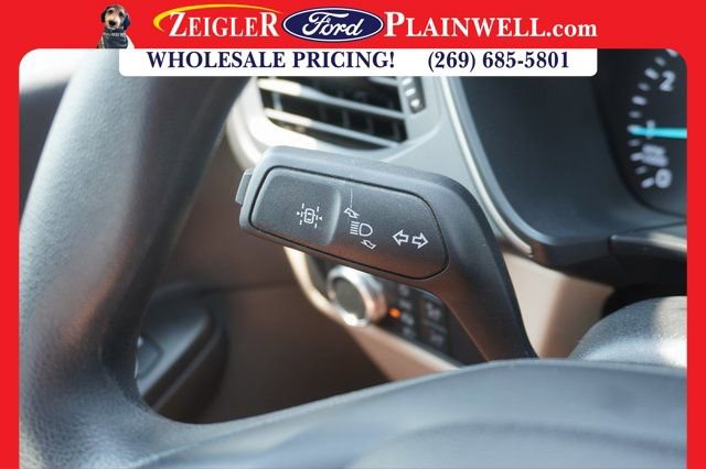 Used 2022 Ford Escape SE image 23