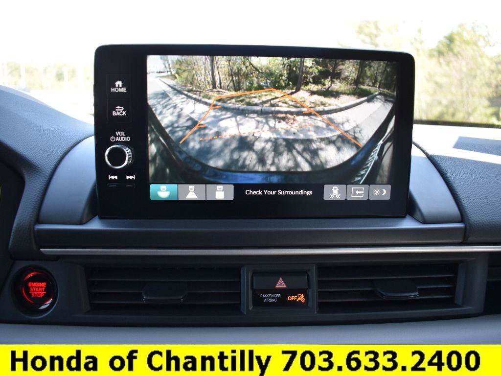 Used 2025 Honda Pilot Touring image 15