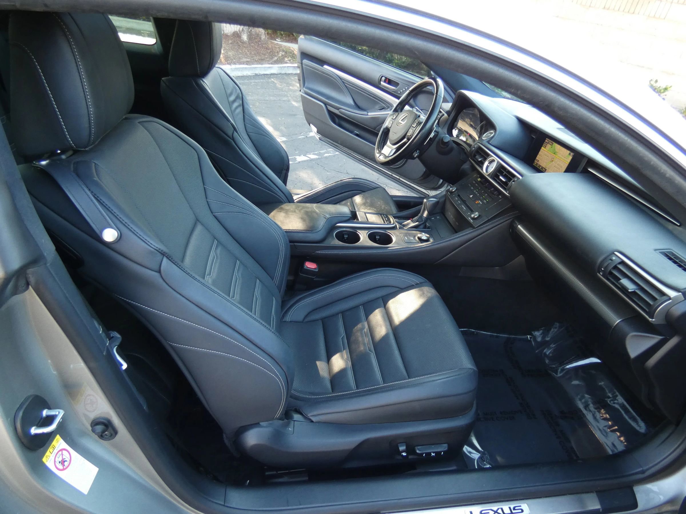 Used 2017 Lexus RC 200t image 30