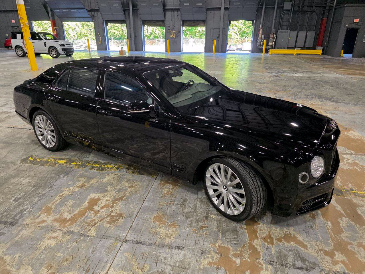 Used 2017 Bentley Mulsanne RWD image 22