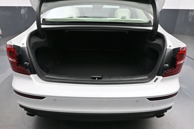 Used 2021 Volvo S60 T5 Momentum w/ Premium Package FWD image 26