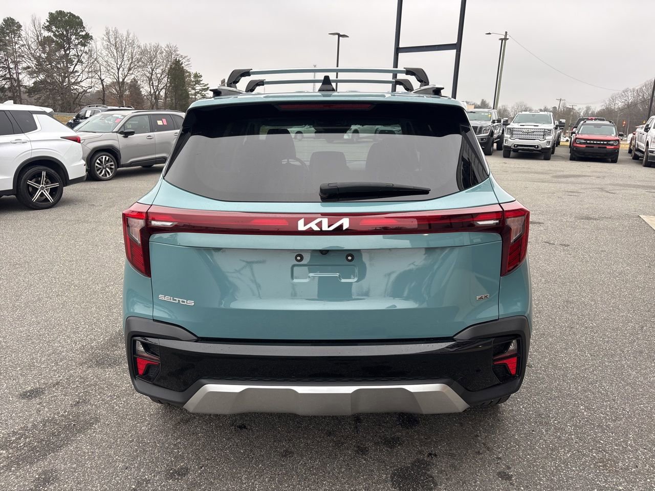 Used 2024 Kia Seltos SX w/ SX Sunroof Package image 7