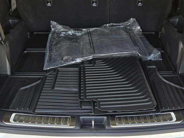 Certified 2025 Kia Sorento S w/ Panoramic Sunroof Package image 10