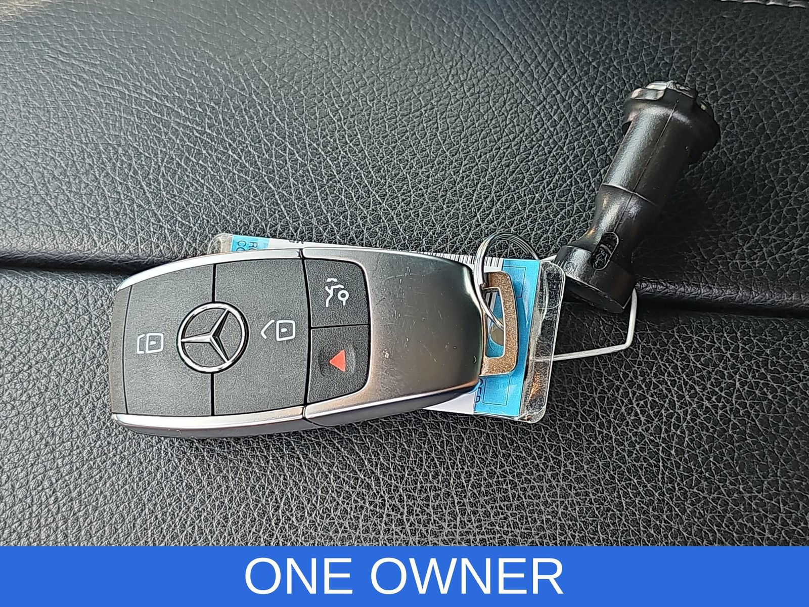 Used 2021 Mercedes-Benz C 300 4MATIC Sedan w/ Premium Package image 10