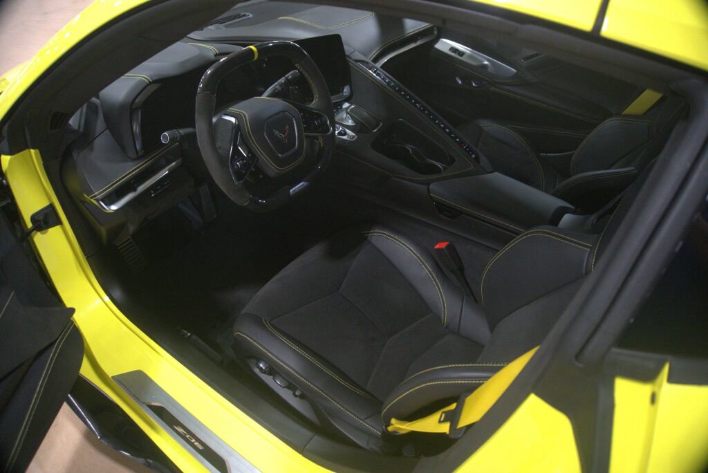 Used 2024 Chevrolet Corvette Z06 image 36