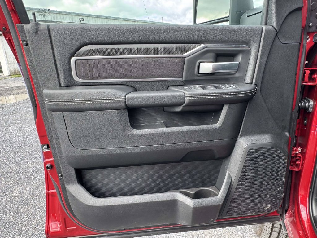 New 2026 RAM 2500 Big Horn AWD/4WD image 25