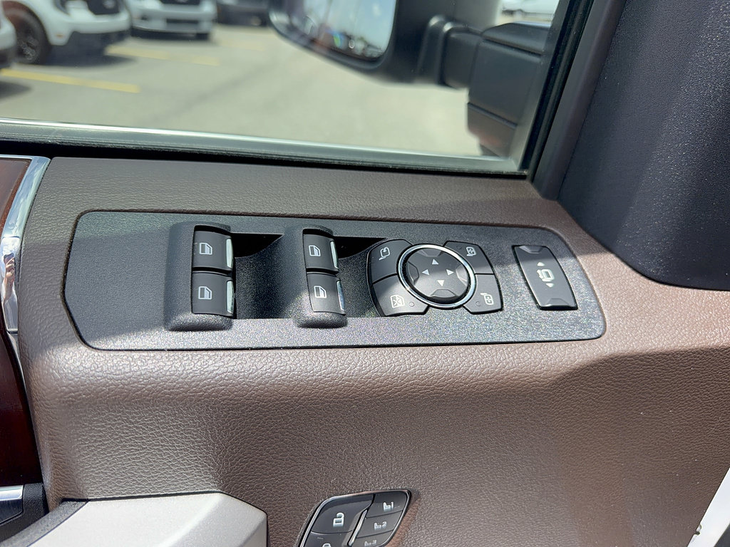 Used 2021 Ford F250 King Ranch w/ King Ranch Ultimate Package AWD/4WD image 11