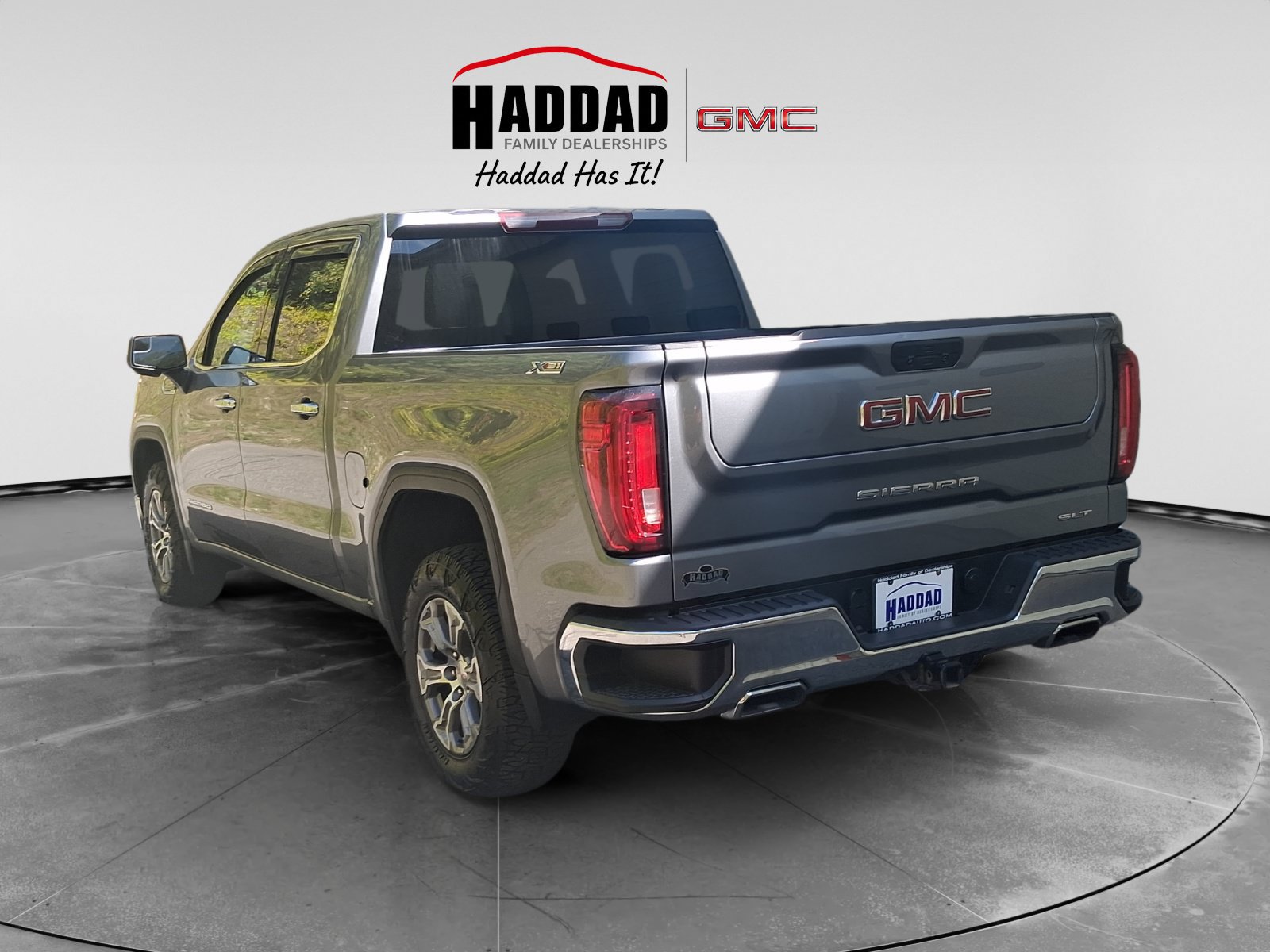 Used 2021 GMC Sierra 1500 SLT w/ X31 Off-Road Package AWD/4WD image 2