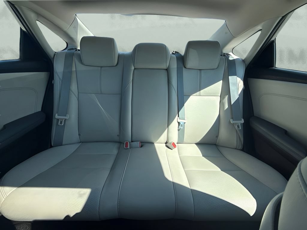 Used 2014 Toyota Avalon Limited FWD image 7