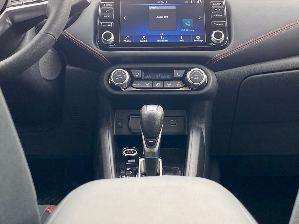 New 2025 Nissan Versa SR w/ Trunk Package image 23