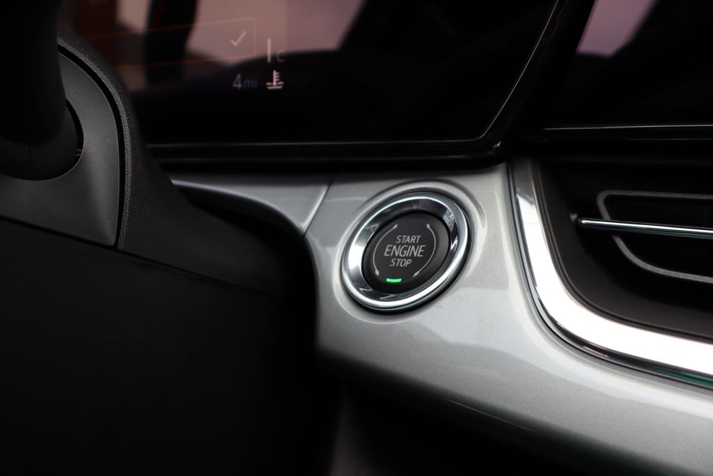 New 2026 Chevrolet Trax LT w/ Driver Confidence Package image 14