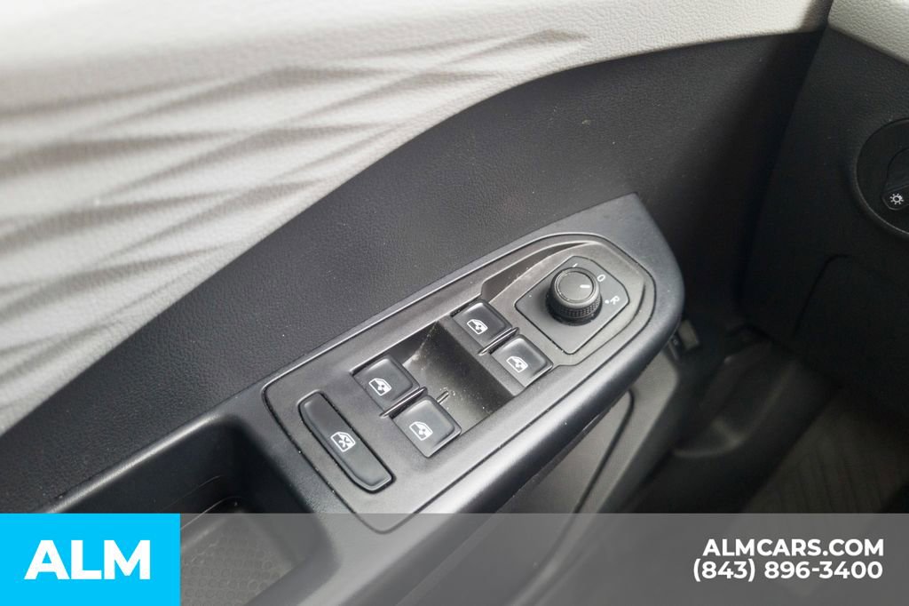 Used 2024 Volkswagen Taos S FWD image 34