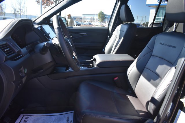 Used 2025 Honda Ridgeline Black Edition image 15