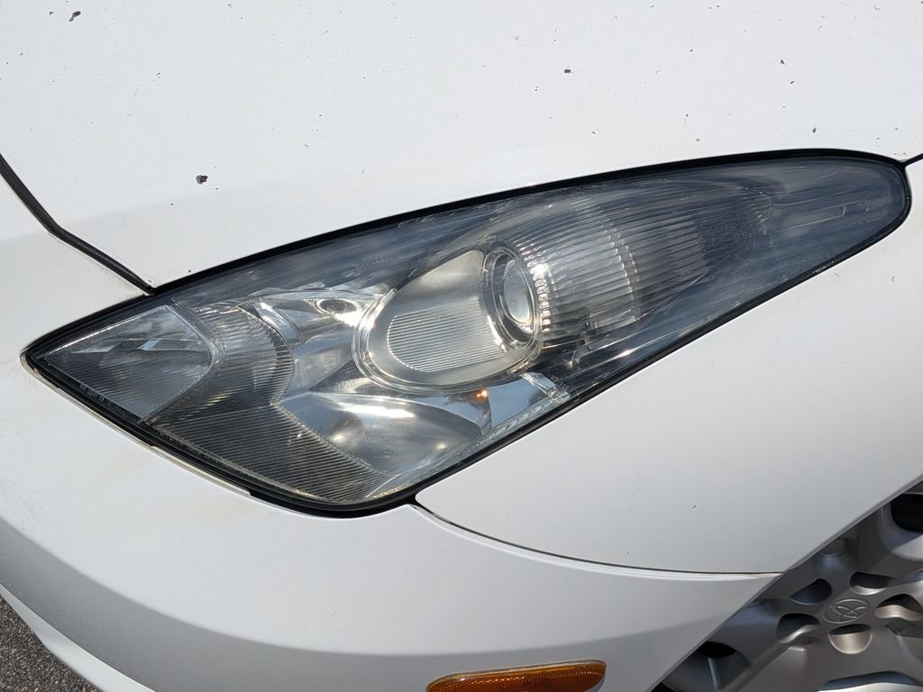 Used 2003 Toyota Celica GT w/ Upgrade Value Pkg FWD image 6