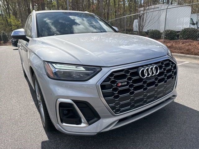 Used 2023 Audi SQ5 Premium Plus w/ Premium Plus Package image 3