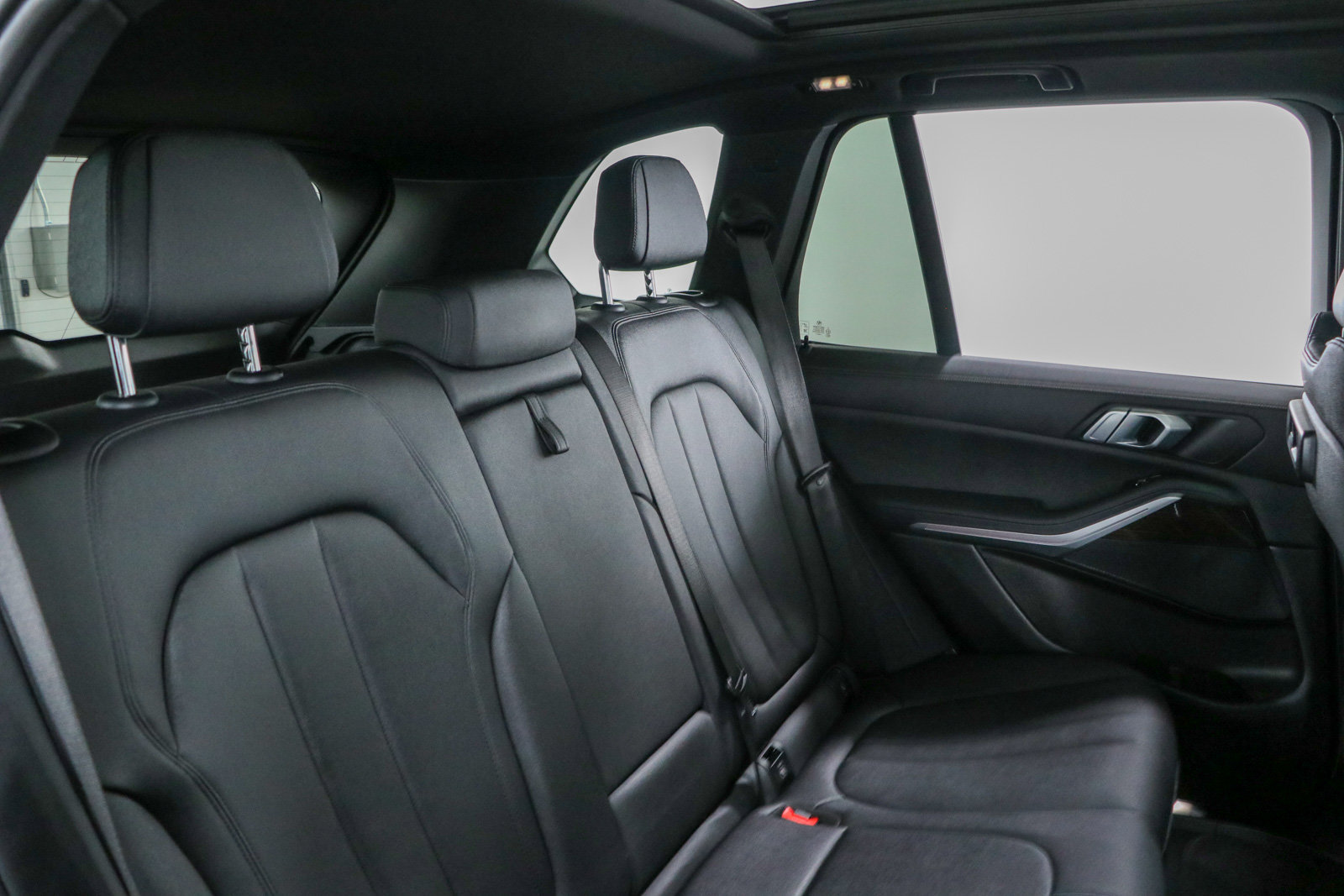 Used 2020 BMW X5 sDrive40i w/ Convenience Package RWD image 29